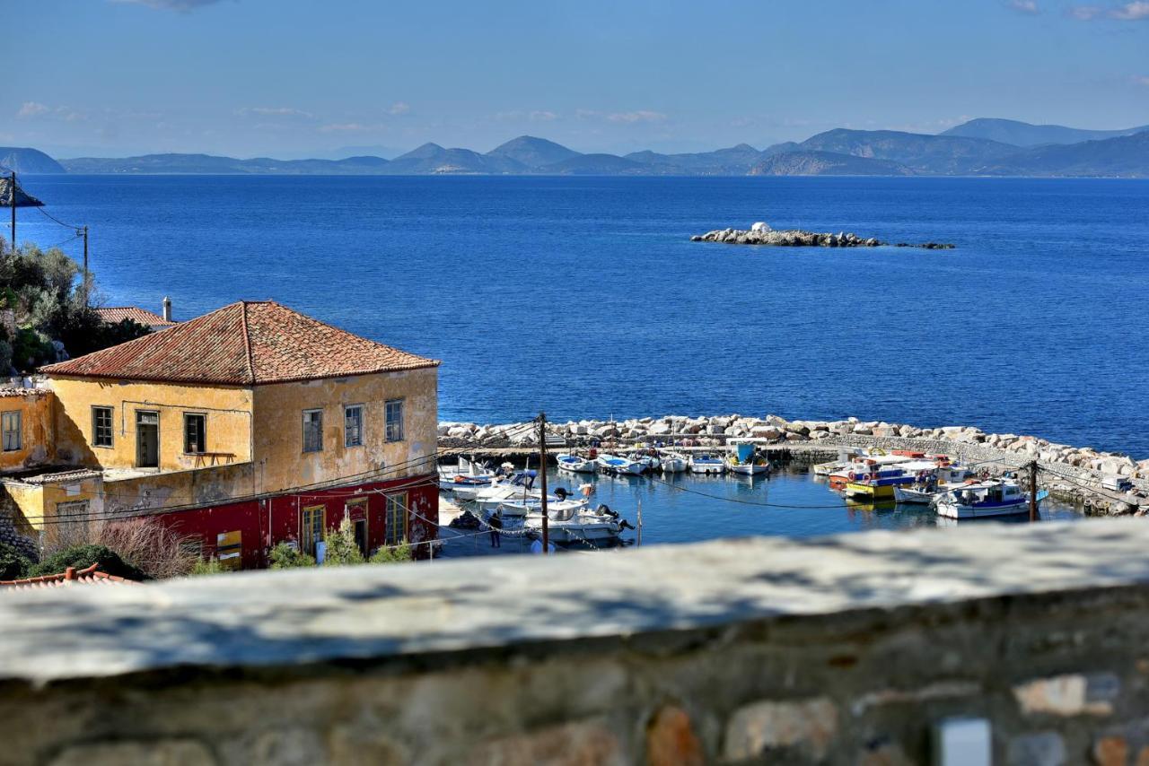 Villa Loukia Hydra  Exterior photo