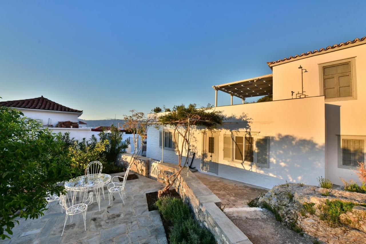 Villa Loukia Hydra  Exterior photo